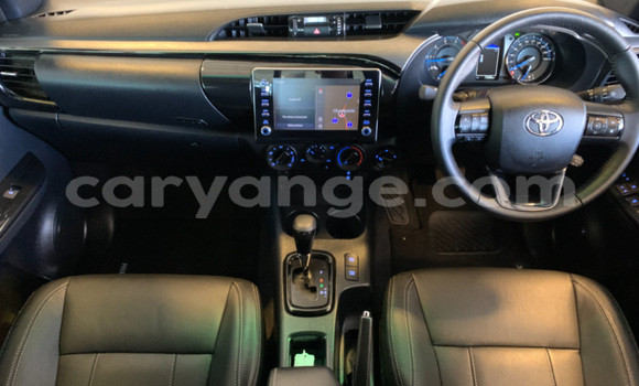 Buy Used Toyota Hilux White Car in Karasburg in Karas Buy Used Toyota Hilux White Car in Karasburg in Karas