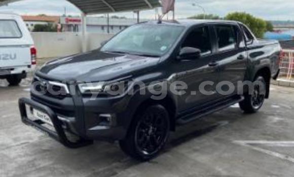 Buy Used Toyota Hilux Silver Car in Swakopmund in Namibia Buy Used Toyota Hilux Silver Car in Swakopmund in Namibia