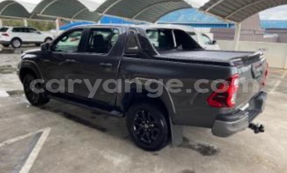 Buy Used Toyota Hilux Silver Car in Swakopmund in Namibia Buy Used Toyota Hilux Silver Car in Swakopmund in Namibia