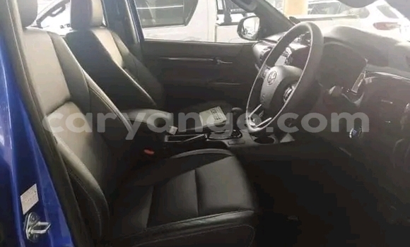 Acheter Occasion Voiture Toyota Hilux Bleu à Windhoek, Namibie Acheter Occasion Voiture Toyota Hilux Bleu à Windhoek, Namibie