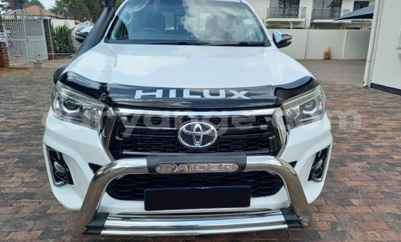 Buy Used Toyota Hilux White Car in Windhoek in Namibia Buy Used Toyota Hilux White Car in Windhoek in Namibia