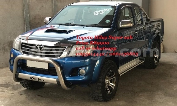 Buy Used Toyota Hilux Blue Car in Import - Dubai in Namibia