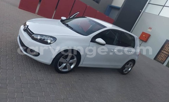 Acheter Occasion Voiture Volkswagen Golf Blanc à Windhoek, Namibie Acheter Occasion Voiture Volkswagen Golf Blanc à Windhoek, Namibie