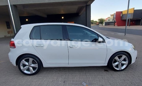 Acheter Occasion Voiture Volkswagen Golf Blanc à Windhoek, Namibie Acheter Occasion Voiture Volkswagen Golf Blanc à Windhoek, Namibie