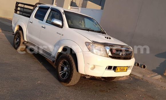Acheter Occasion Voiture Toyota Hilux Blanc à Windhoek, Namibie Acheter Occasion Voiture Toyota Hilux Blanc à Windhoek, Namibie