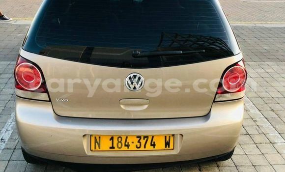 Acheter Occasion Voiture Volkswagen Polo Beige à Windhoek, Namibie Acheter Occasion Voiture Volkswagen Polo Beige à Windhoek, Namibie
