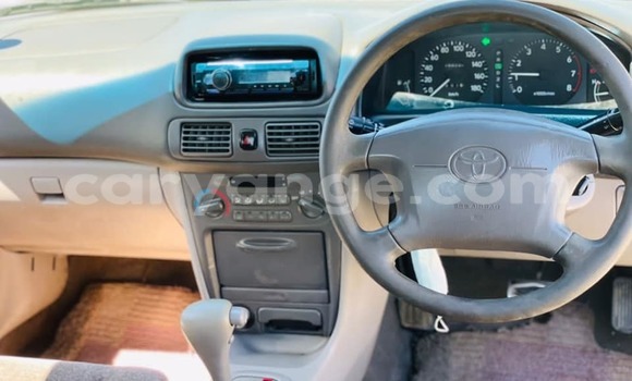 Acheter Occasion Voiture Toyota Corolla Gris à Windhoek, Namibie Acheter Occasion Voiture Toyota Corolla Gris à Windhoek, Namibie