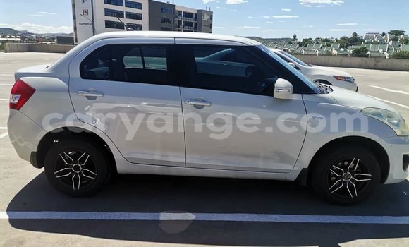 Acheter Occasion Voiture Suzuki Swift Blanc à Windhoek, Namibie Acheter Occasion Voiture Suzuki Swift Blanc à Windhoek, Namibie