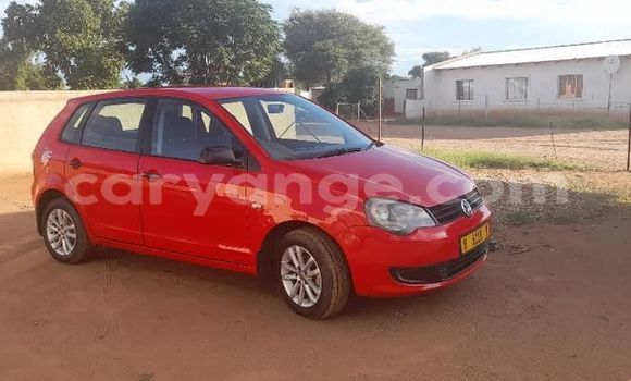 Acheter Occasion Voiture Volkswagen Polo Rouge à Windhoek, Namibie Acheter Occasion Voiture Volkswagen Polo Rouge à Windhoek, Namibie