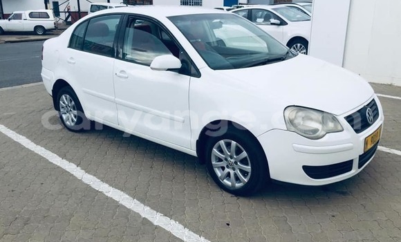 Acheter Occasion Voiture Volkswagen Polo Blanc à Windhoek, Namibie Acheter Occasion Voiture Volkswagen Polo Blanc à Windhoek, Namibie