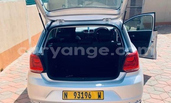 Acheter Occasion Voiture Volkswagen Polo Gris à Arandis, Kunene Acheter Occasion Voiture Volkswagen Polo Gris à Arandis, Kunene