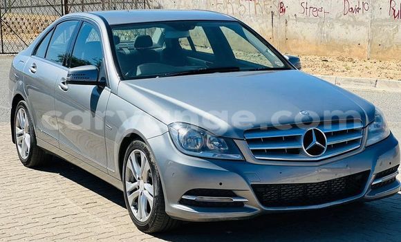 Acheter Occasion Voiture Mercedes-Benz C–Class Gris à Arandis, Kunene