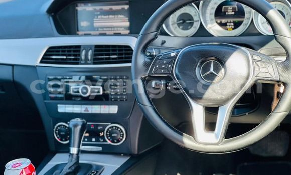 Acheter Occasion Voiture Mercedes-Benz C–Class Gris à Arandis, Kunene Acheter Occasion Voiture Mercedes-Benz C–Class Gris à Arandis, Kunene