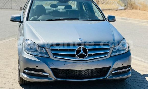 Acheter Occasion Voiture Mercedes-Benz C–Class Gris à Arandis, Kunene Acheter Occasion Voiture Mercedes-Benz C–Class Gris à Arandis, Kunene