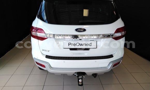 Buy Used Ford Everest White Car in Windhoek in Namibia Buy Used Ford Everest White Car in Windhoek in Namibia