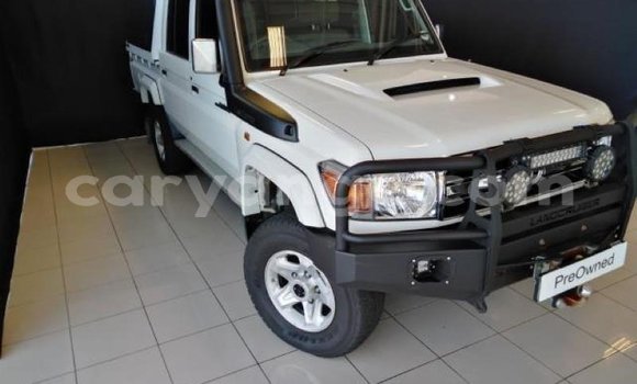 Buy Used Toyota Land Cruiser White Car in Windhoek in Namibia Buy Used Toyota Land Cruiser White Car in Windhoek in Namibia