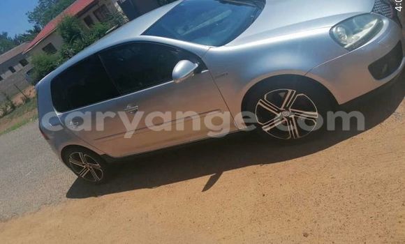 Buy Used Volkswagen Golf Red Car in Windhoek in Namibia