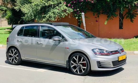 Acheter Occasion Voiture Volkswagen Golf Gris à Windhoek, Namibie Acheter Occasion Voiture Volkswagen Golf Gris à Windhoek, Namibie