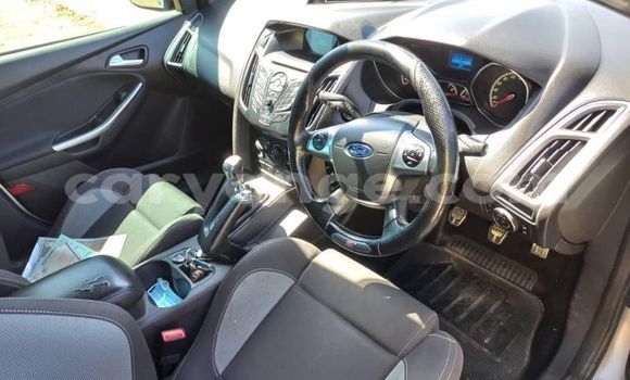 Acheter Occasion Voiture Ford Focus Gris à Windhoek, Namibie Acheter Occasion Voiture Ford Focus Gris à Windhoek, Namibie