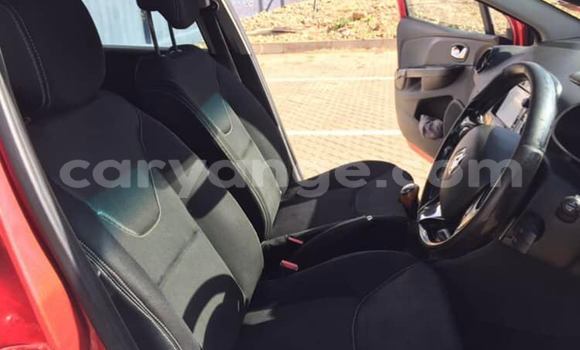 Acheter Occasion Voiture Renault Clio Rouge à Windhoek, Namibie Acheter Occasion Voiture Renault Clio Rouge à Windhoek, Namibie