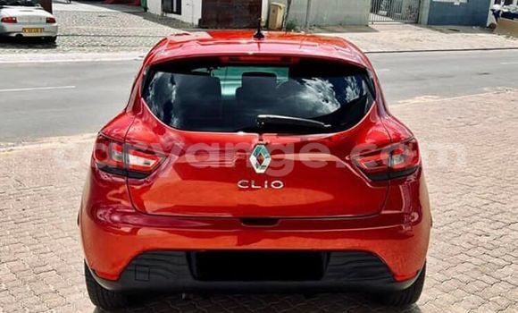 Acheter Occasion Voiture Renault Clio Rouge à Windhoek, Namibie Acheter Occasion Voiture Renault Clio Rouge à Windhoek, Namibie