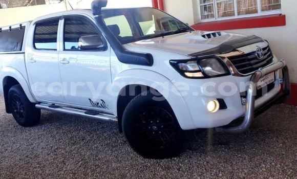 Buy Used Toyota Hilux White Car in Windhoek in Namibia Buy Used Toyota Hilux White Car in Windhoek in Namibia