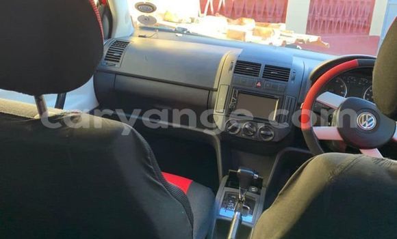 Acheter Occasion Voiture Volkswagen Polo Rouge à Windhoek, Namibie Acheter Occasion Voiture Volkswagen Polo Rouge à Windhoek, Namibie