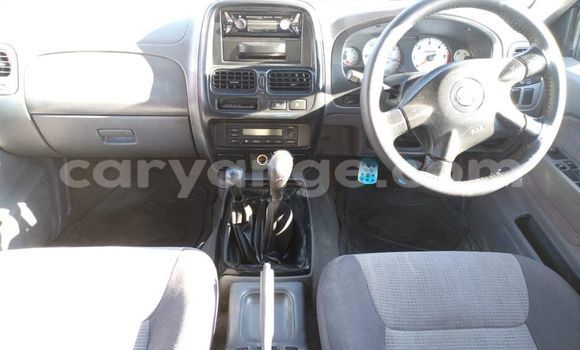 Acheter Occasion Voiture Nissan Hardbody Bleu à Windhoek, Namibie Acheter Occasion Voiture Nissan Hardbody Bleu à Windhoek, Namibie