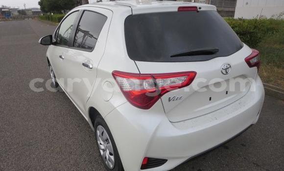 Buy Used Toyota Vitz White Car in Gobabis in Omaheke Buy Used Toyota Vitz White Car in Gobabis in Omaheke