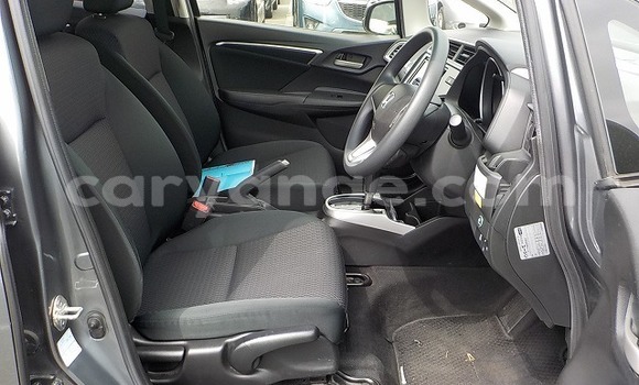 Acheter Occasion Voiture Honda FIT Gris à Grootfontein, Namibie Acheter Occasion Voiture Honda FIT Gris à Grootfontein, Namibie