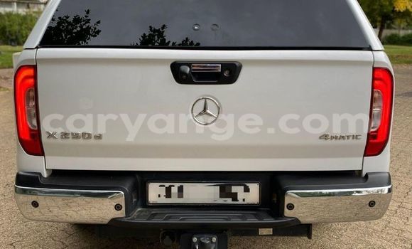 Acheter Occasion Voiture Mercedes-Benz X-klasse Concept Blanc à Windhoek, Namibie Acheter Occasion Voiture Mercedes-Benz X-klasse Concept Blanc à Windhoek, Namibie