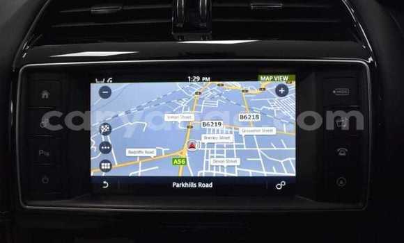 Acheter Occasion Voiture Jaguar F-Pace Gris à Windhoek, Namibie Acheter Occasion Voiture Jaguar F-Pace Gris à Windhoek, Namibie