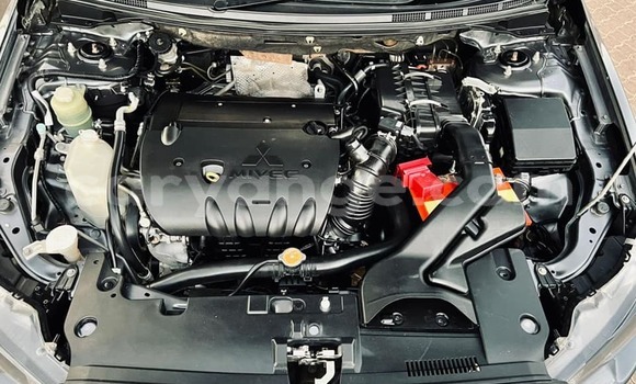 Acheter Occasion Voiture Mitsubishi Lancer Noir à Windhoek, Namibie Acheter Occasion Voiture Mitsubishi Lancer Noir à Windhoek, Namibie