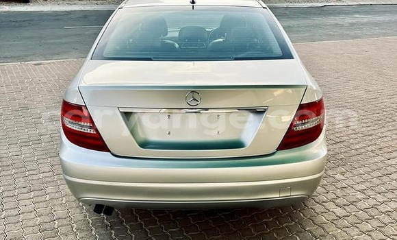 Acheter Occasion Voiture Mercedes-Benz 190 (W201) Gris à Windhoek, Namibie Acheter Occasion Voiture Mercedes-Benz 190 (W201) Gris à Windhoek, Namibie