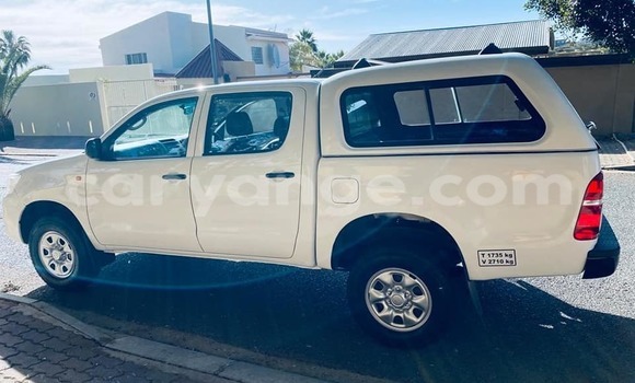 Buy Used Toyota Hilux White Car in Windhoek in Namibia Buy Used Toyota Hilux White Car in Windhoek in Namibia