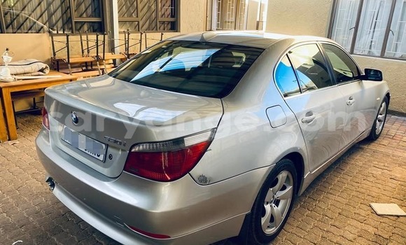 Acheter Occasion Voiture BMW 5–Series Gris à Windhoek, Namibie Acheter Occasion Voiture BMW 5–Series Gris à Windhoek, Namibie