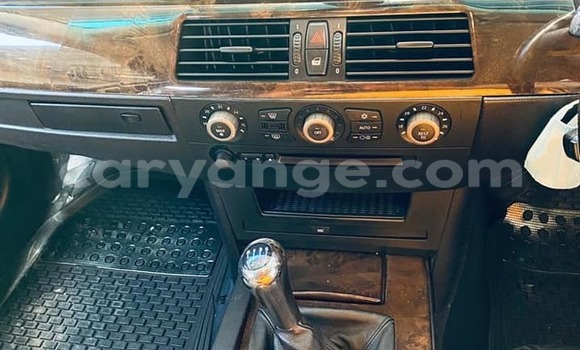 Acheter Occasion Voiture BMW 5–Series Gris à Windhoek, Namibie Acheter Occasion Voiture BMW 5–Series Gris à Windhoek, Namibie