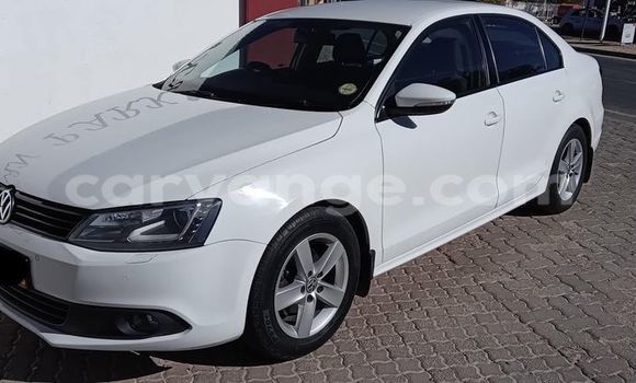 Buy Used Volkswagen Jetta White Car in Windhoek in Namibia