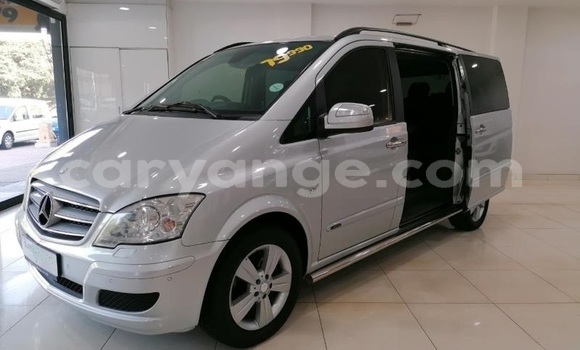 Buy Used Mercedes-Benz Viano Silver Car in Warmbad in Karas