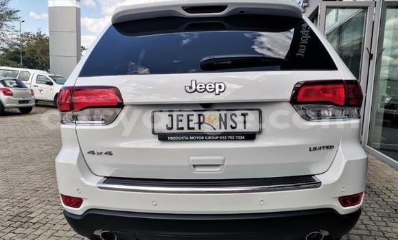 Buy Used Jeep Grand Cherokee White Car in Windhoek in Namibia Buy Used Jeep Grand Cherokee White Car in Windhoek in Namibia