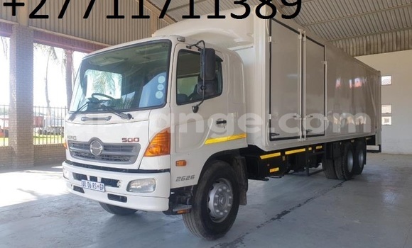 Buy Used Hino 300 Series White Truck in Windhoek in Namibia