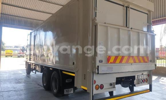 Buy Used Hino 300 Series White Truck in Windhoek in Namibia Buy Used Hino 300 Series White Truck in Windhoek in Namibia