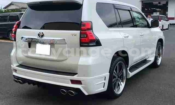 Buy Used Toyota Land Cruiser Prado White Car in Grootfontein in Namibia Buy Used Toyota Land Cruiser Prado White Car in Grootfontein in Namibia