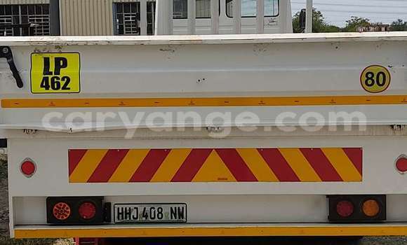 Buy Used Mercedes‒Benz Truck White Truck in Mariental in Namibia Buy Used Mercedes‒Benz Truck White Truck in Mariental in Namibia