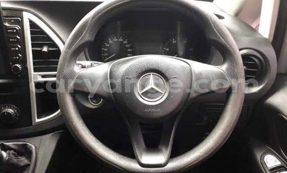 Acheter Occasion Voiture Mercedes-Benz Vito Blanc à Windhoek, Namibie Acheter Occasion Voiture Mercedes-Benz Vito Blanc à Windhoek, Namibie