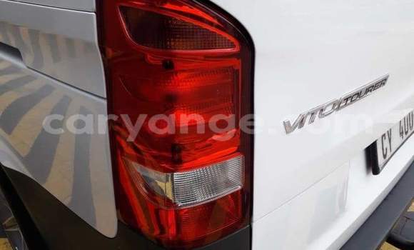 Acheter Occasion Voiture Mercedes-Benz Vito Blanc à Windhoek, Namibie Acheter Occasion Voiture Mercedes-Benz Vito Blanc à Windhoek, Namibie