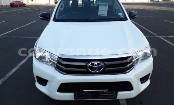 Buy Used Toyota Hilux White Car in Henties Bay in Erongo Buy Used Toyota Hilux White Car in Henties Bay in Erongo