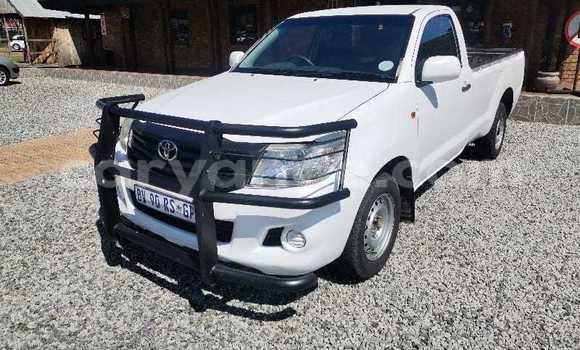 Buy Used Toyota Hilux White Car in Karibib in Erongo