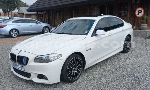 Acheter Occasion Voiture BMW 5–Series Blanc à Windhoek, Namibie Acheter Occasion Voiture BMW 5–Series Blanc à Windhoek, Namibie
