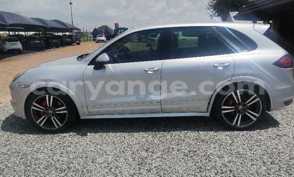 Acheter Occasion Voiture Porsche Cayenne Gris à Grootfontein, Namibie Acheter Occasion Voiture Porsche Cayenne Gris à Grootfontein, Namibie